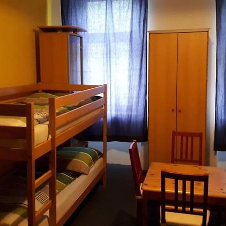 Simple Apartment 10 Minutes To Downtown فيينا المظهر الخارجي الصورة