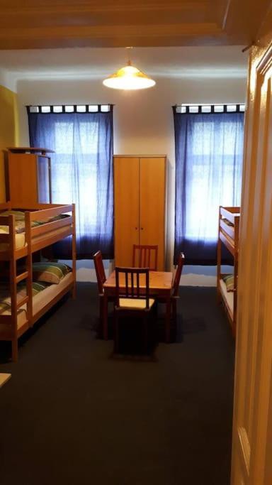 Simple Apartment 10 Minutes To Downtown فيينا المظهر الخارجي الصورة